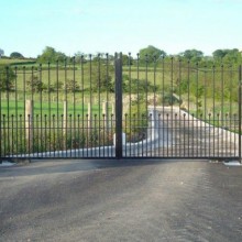 McComb Engineering | Vehicle Gates