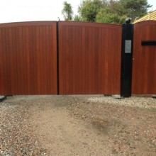 McComb Engineering | Sheeted Gates